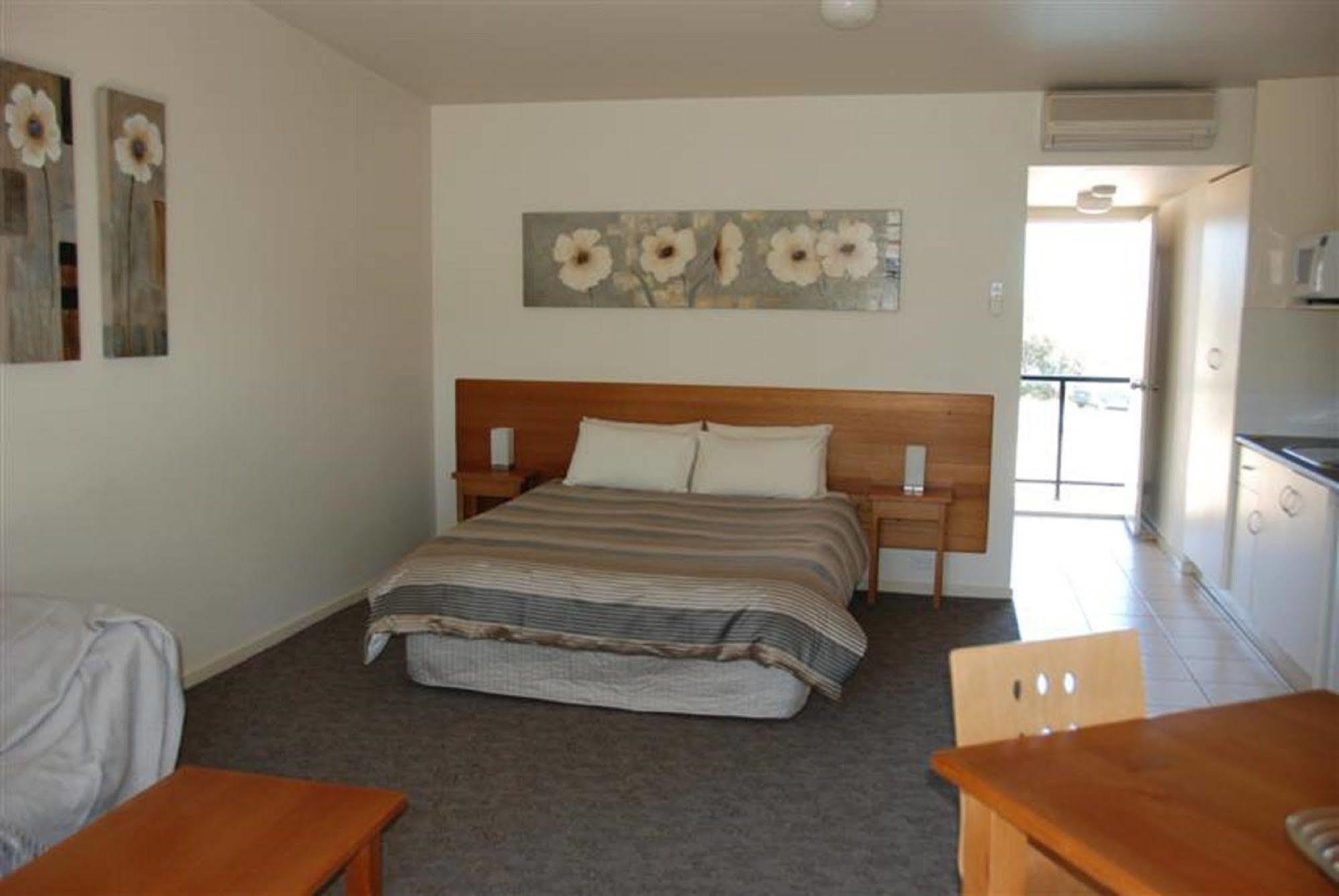 Metung Waters Motel And Apartments Dış mekan fotoğraf